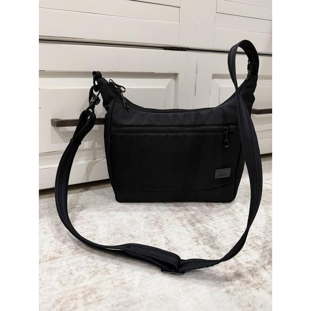 Pacsafe Citysafe CS100 Anti-Theft Crossbody Bag Black Travel Purse RFID